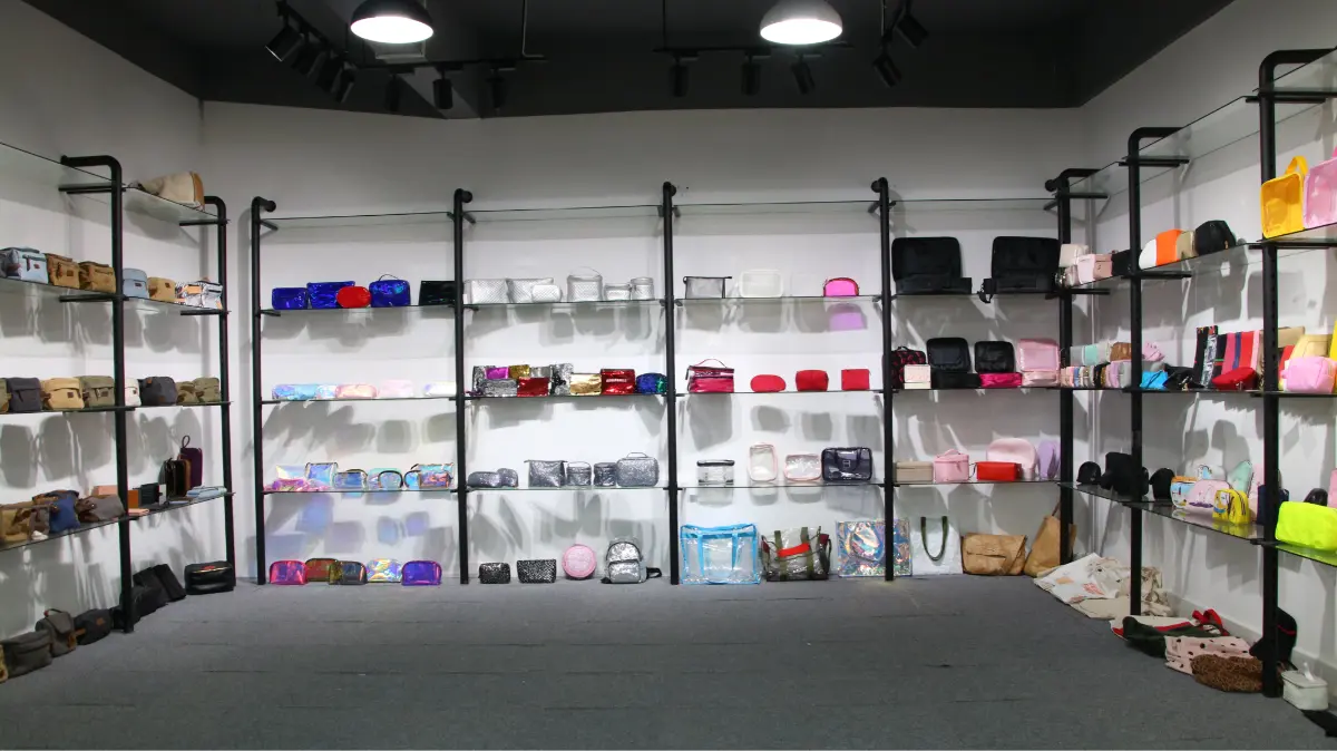 different cosmetic bag materials including PvC canvas PU leather polyester and RPET